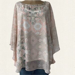 Woman’s poncho blouse geometric pattern pale rose Pink shell buttons 2XL NWT